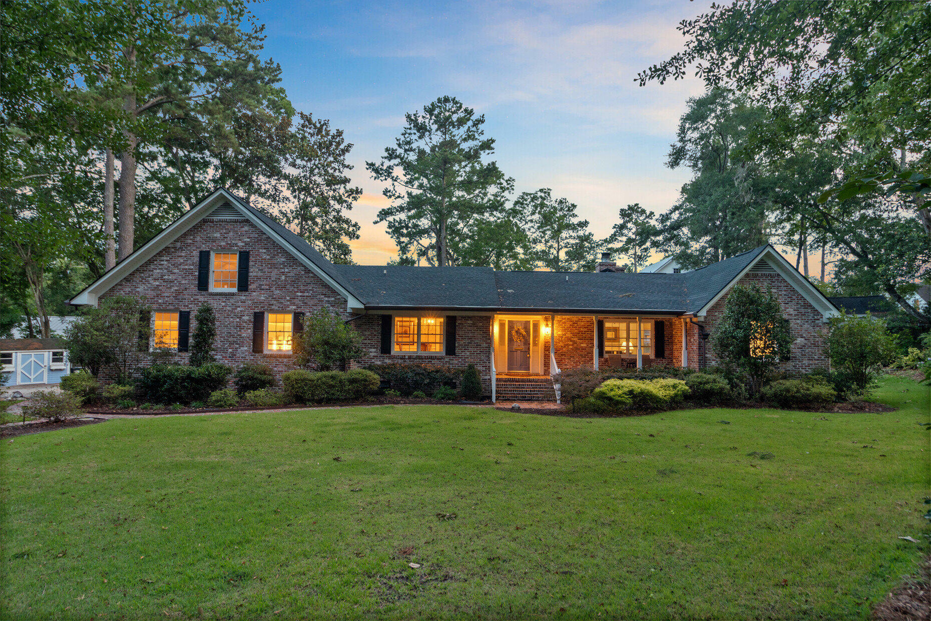 Property Photo: 110 W 2nd South Street SC 29483