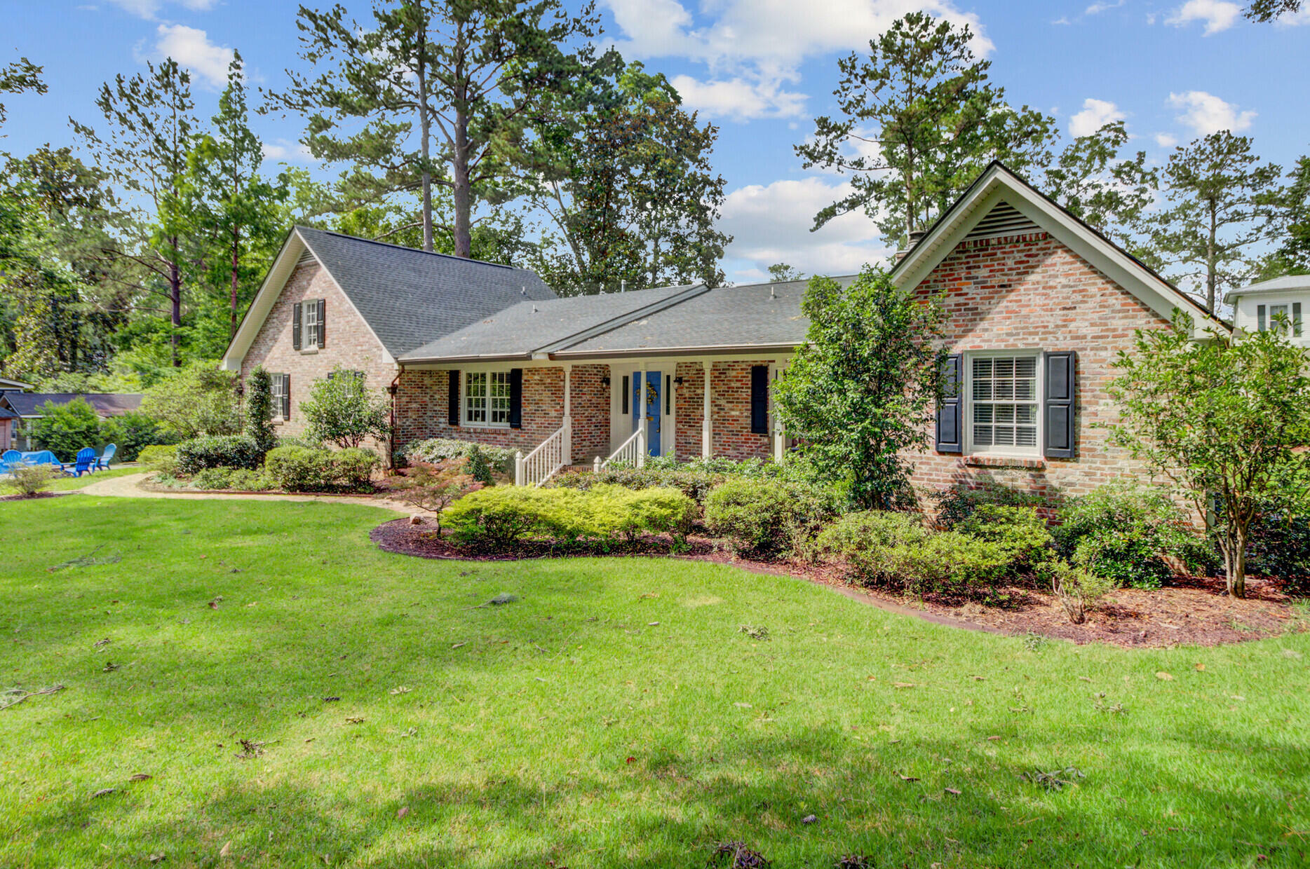 Property Photo:  110 W 2nd South Street  SC 29483 