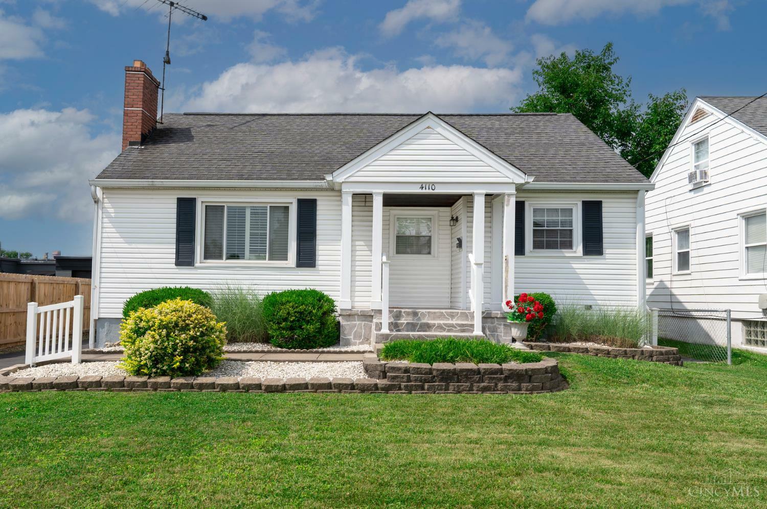 Property Photo: 4110 Oakwood OH 45236