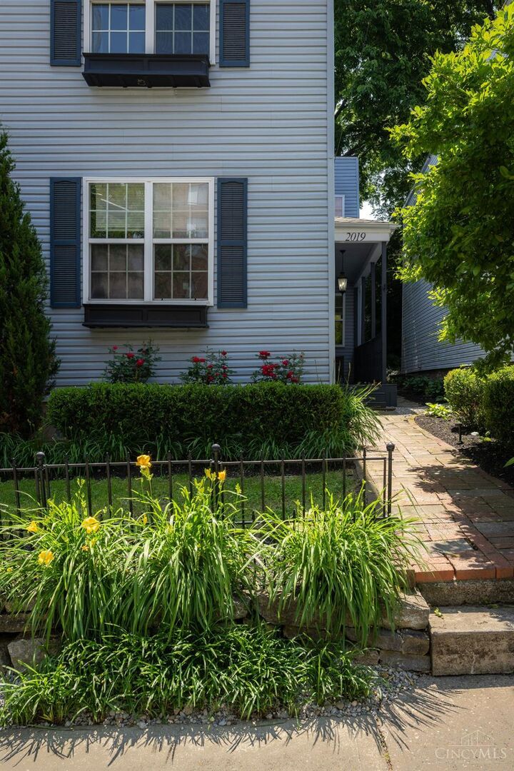 Property Photo: 2019 Freeland Avenue OH 45208