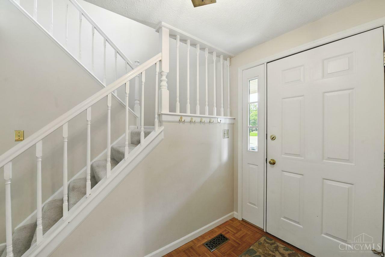 Property Photo: 777 Woodlyn Drive S OH 45230