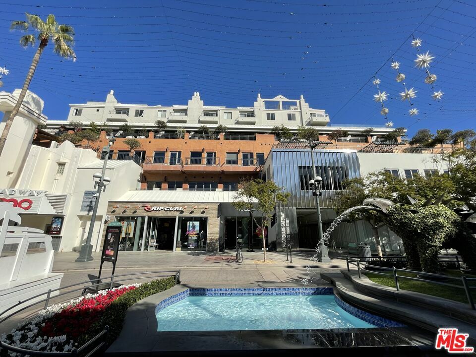 Property Photo: 1453 3rd Street Promenade CA 90401