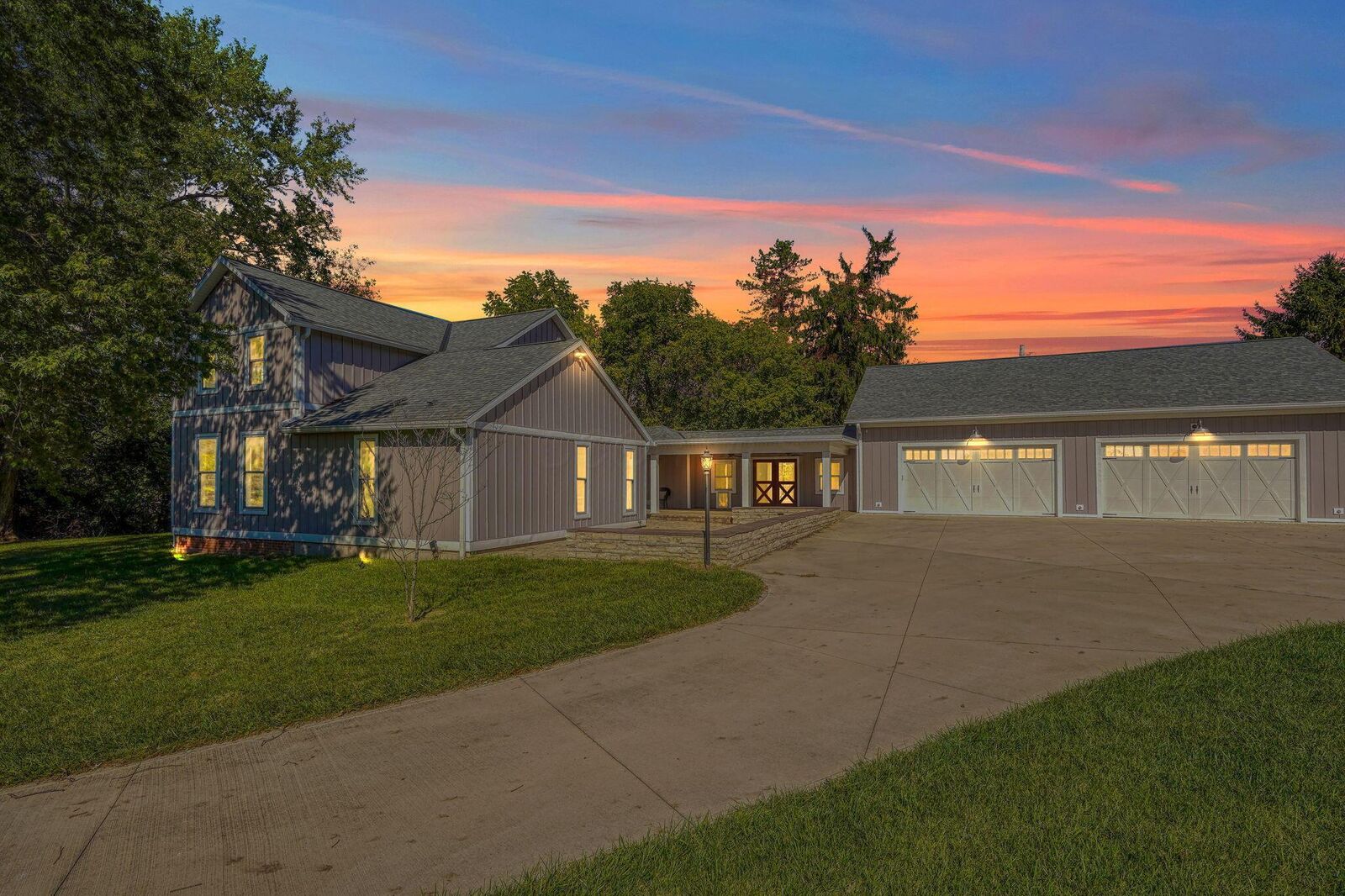 Property Photo:  6900 Waterloo NW Road  OH 43110 