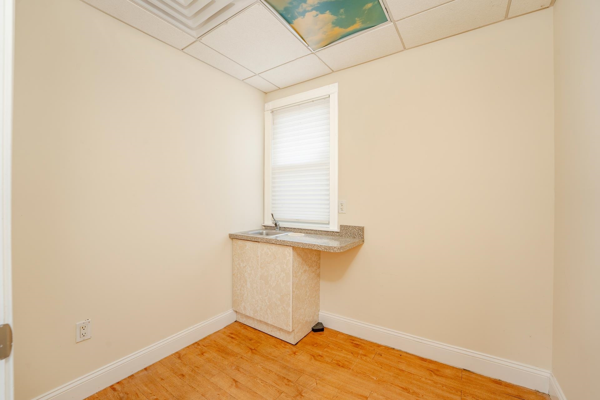 Property Photo: 98 New NJ 08244