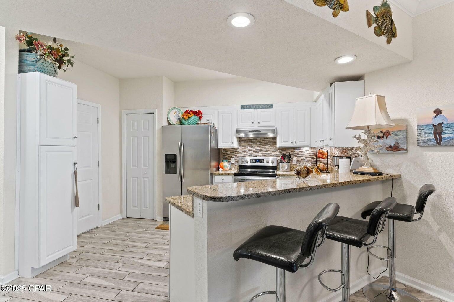 Property Photo: 6504 Bridge Water Way 503 FL 32407