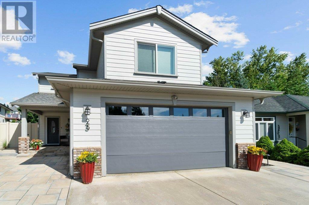 Property Photo: 801 20 Street Northeast 25 BC V1E 2R7