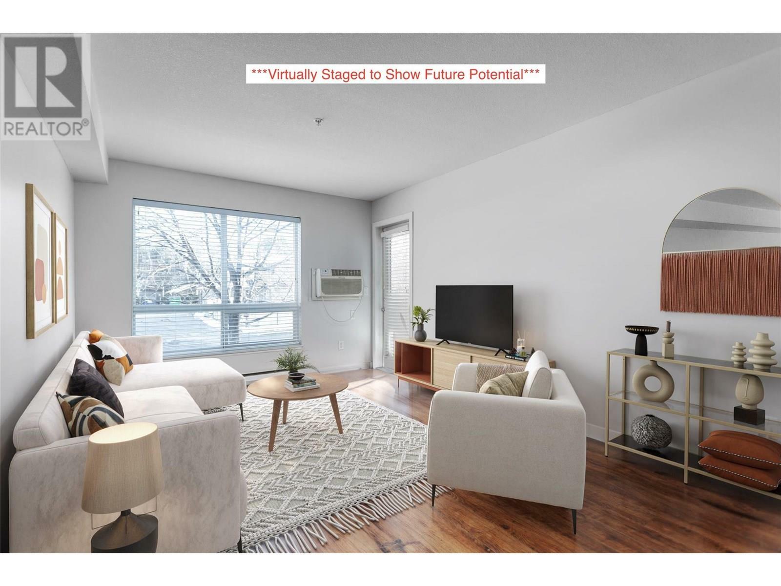 Photo de la propriété: 260 Franklyn Road 113 BC V1K 1K1