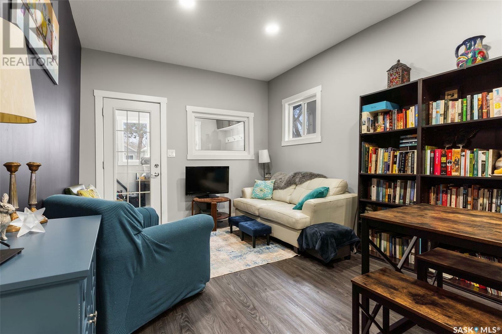 Photo de la propriété: 2344 Wallace Street SK S4N 4A9
