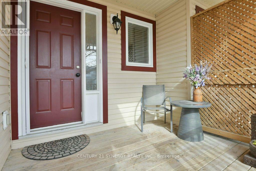 Photo de la propriété: 101 Crampton Drive ON K7C 4P8
