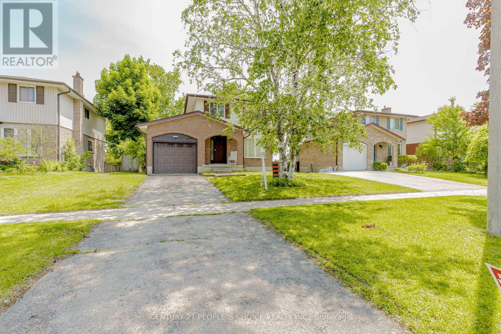Property Photo: 81 Bechtel Drive ON N2P 1S7