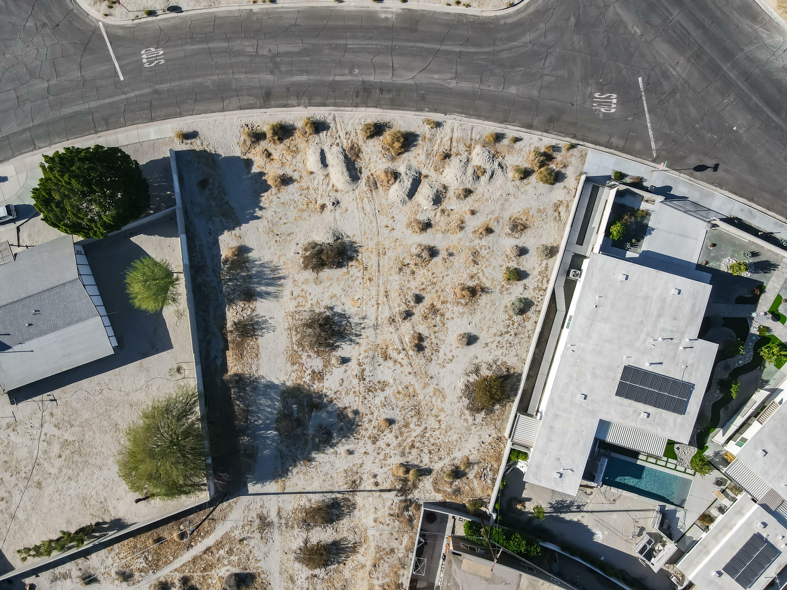 Property Photo: 1880 Carriage Lane CA 92262