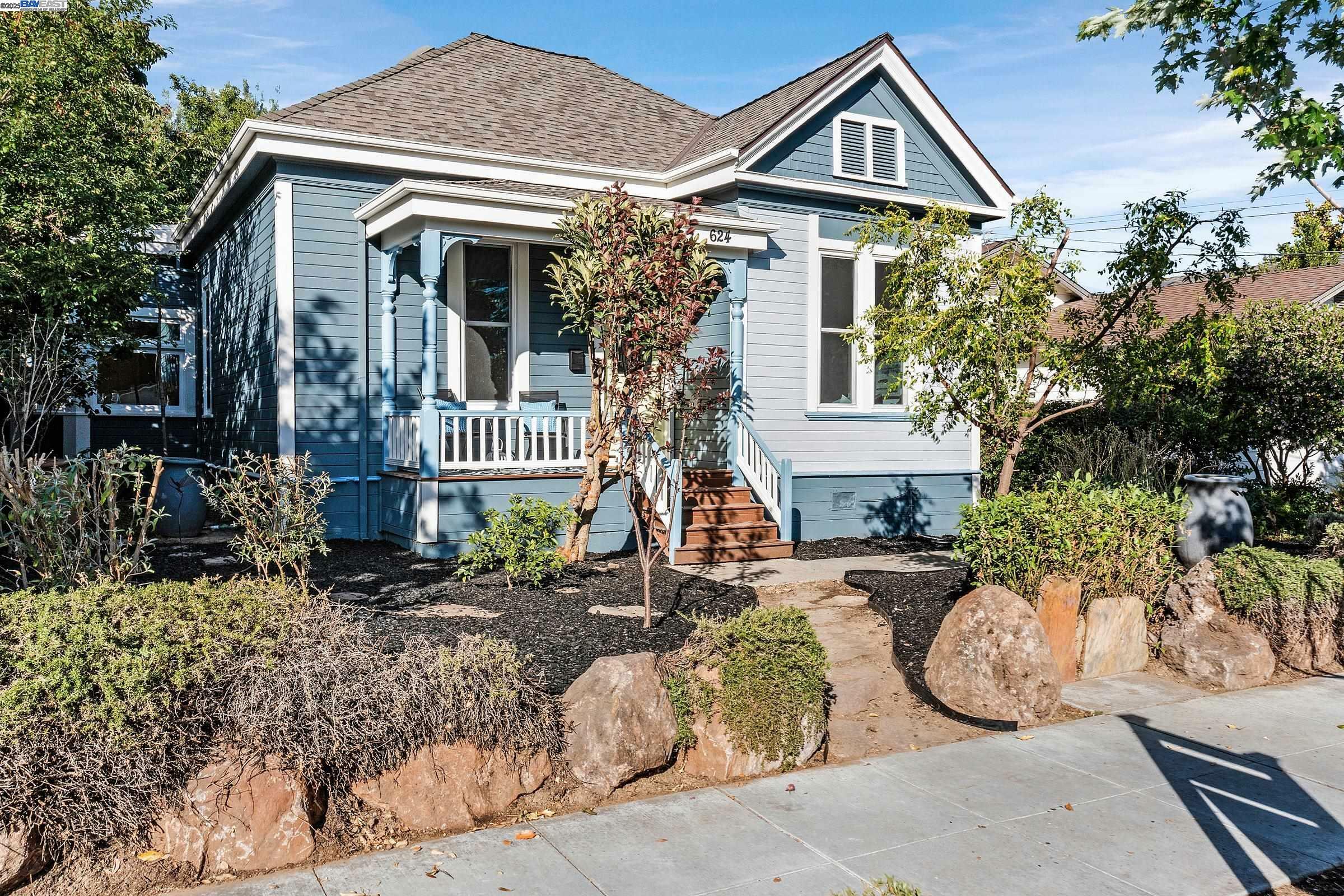 Property Photo: 624 N 17th St CA 95112
