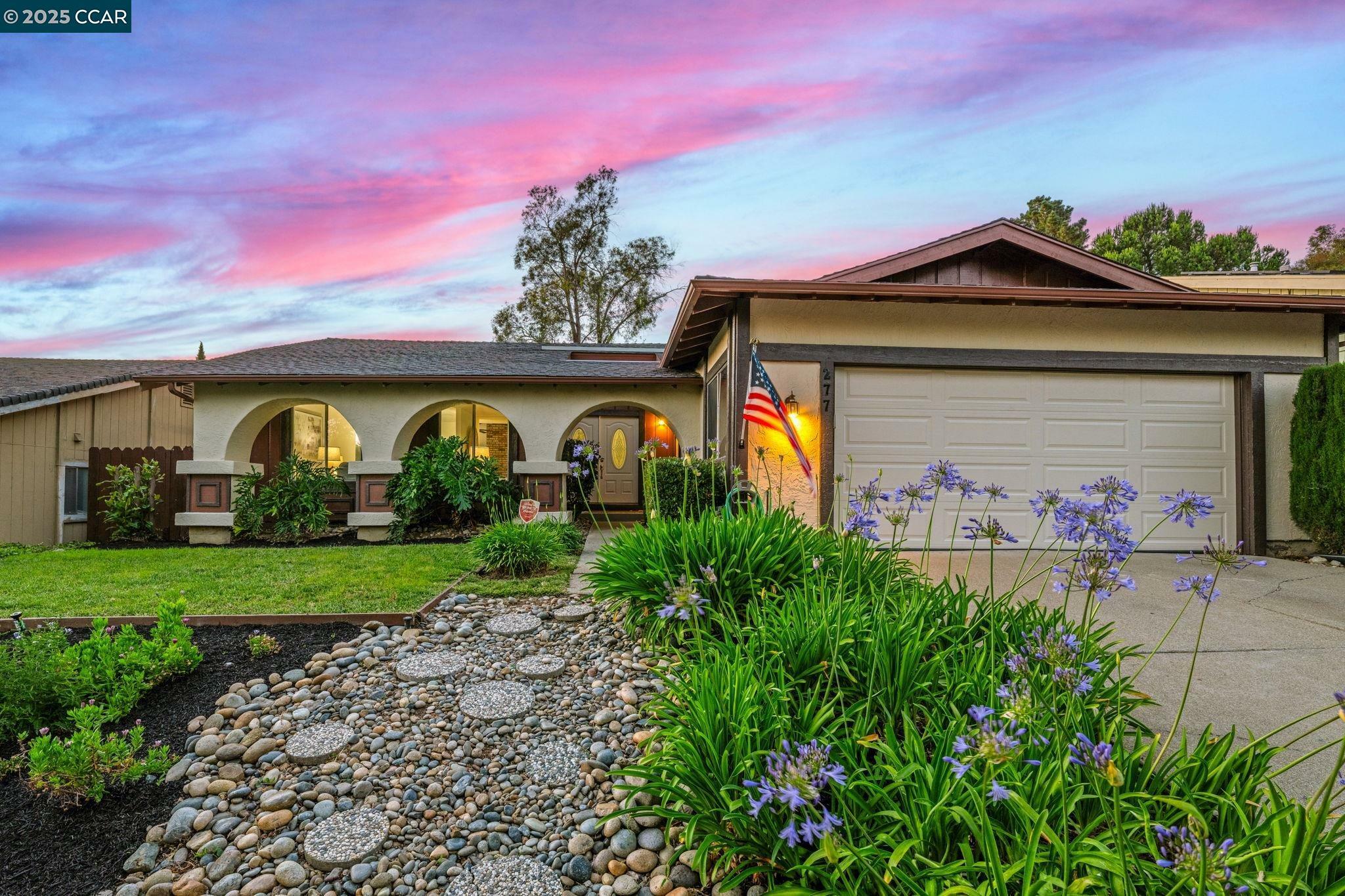 Property Photo: 277 Holiday Hills Dr CA 94553