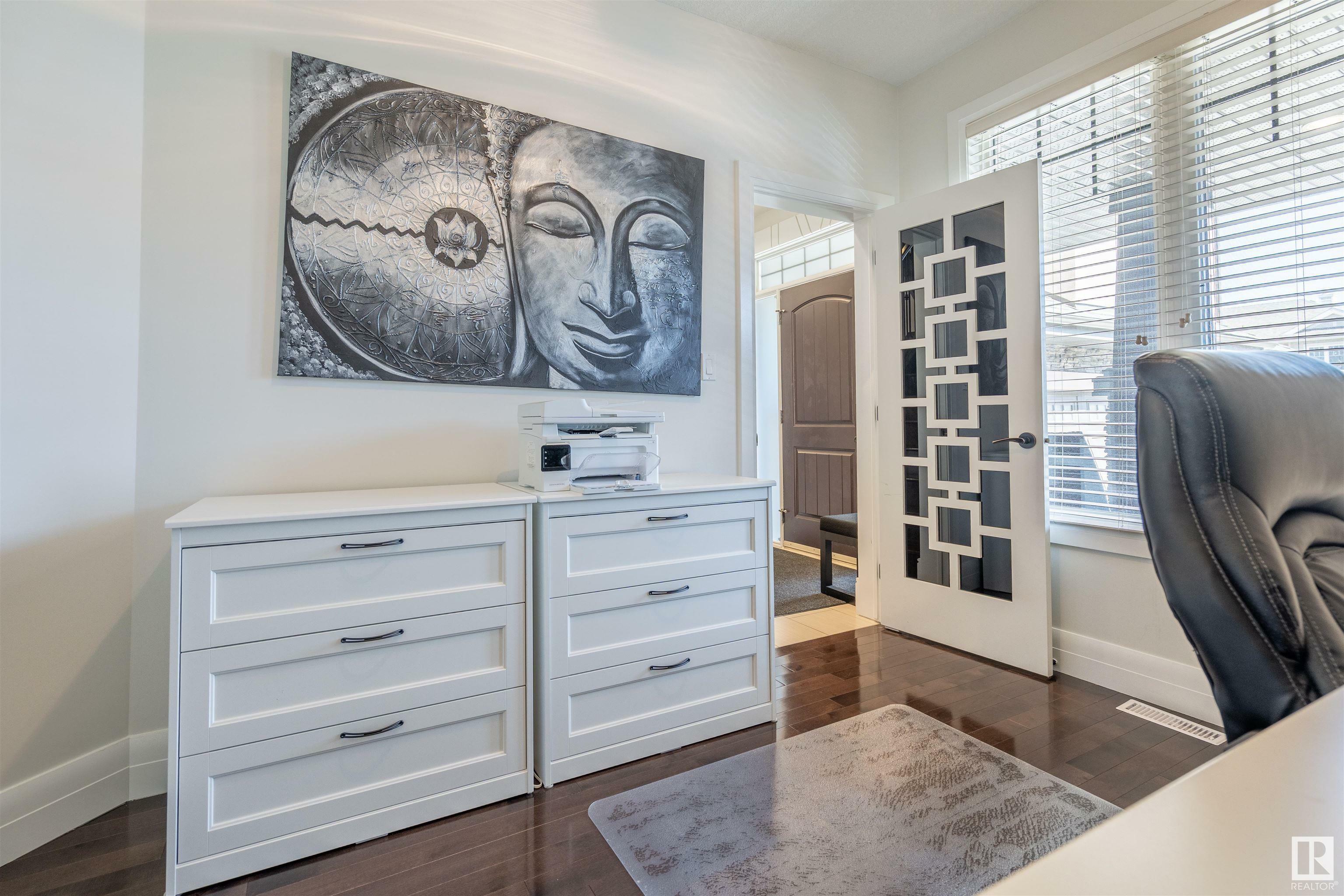 Property Photo: 10550 Ellerslie Road SW 20 AB T6W 0Y2