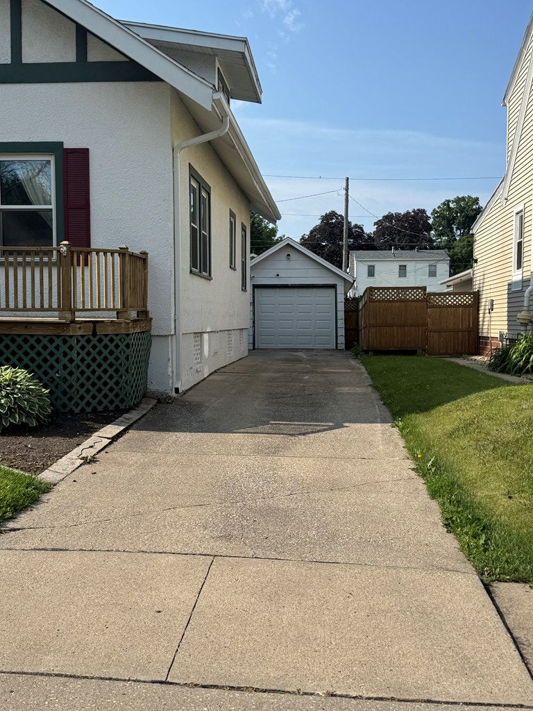 Property Photo: 1853 8th Avenue North IA 50501