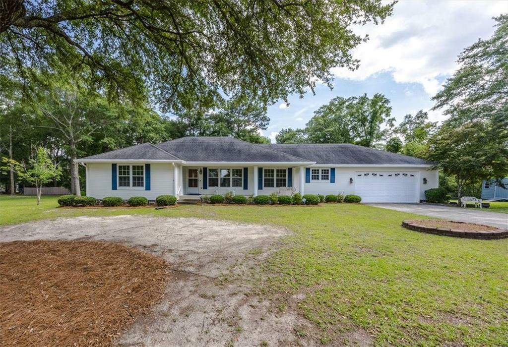 Property Photo: 204 Old Oak Road GA 31216