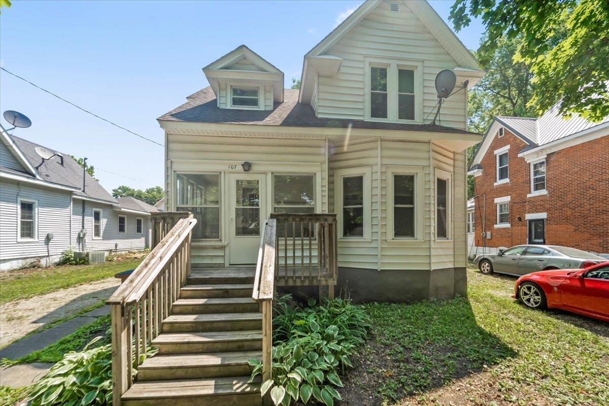 107 5th Ave SE  Oelwein IA 50662 photo