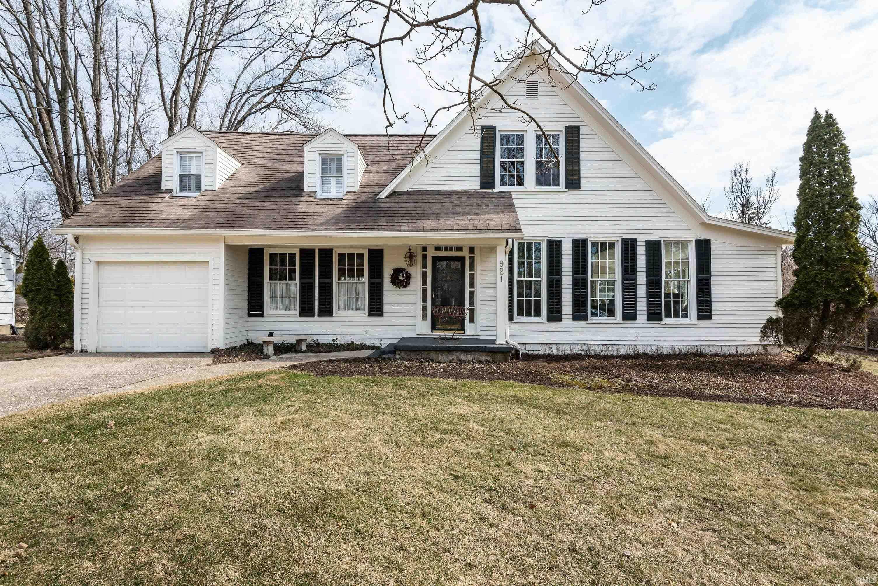 Property Photo: 921 S Sheridan Drive IN 47401-5156