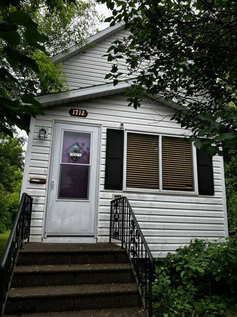 Property Photo: 1712 Ave C MN 55720