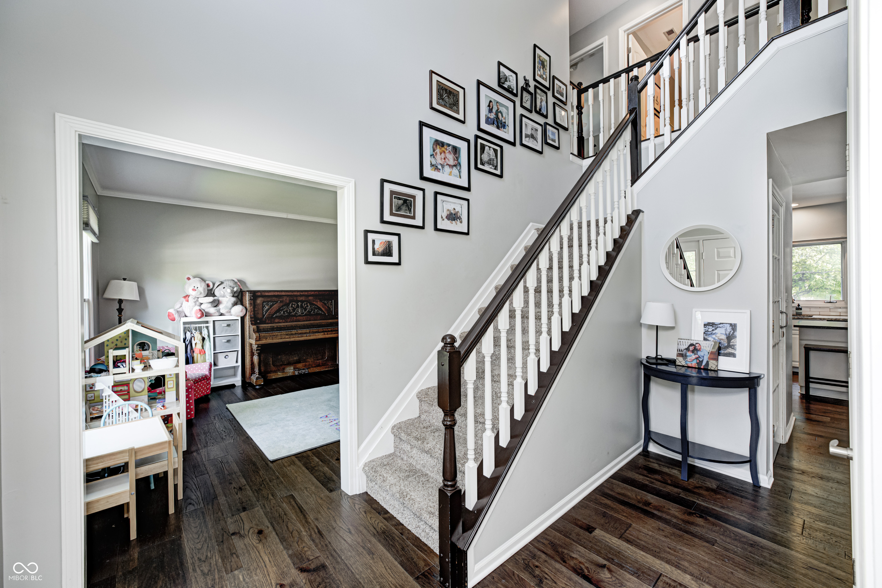 Property Photo: 10717 Windermere Boulevard IN 46037