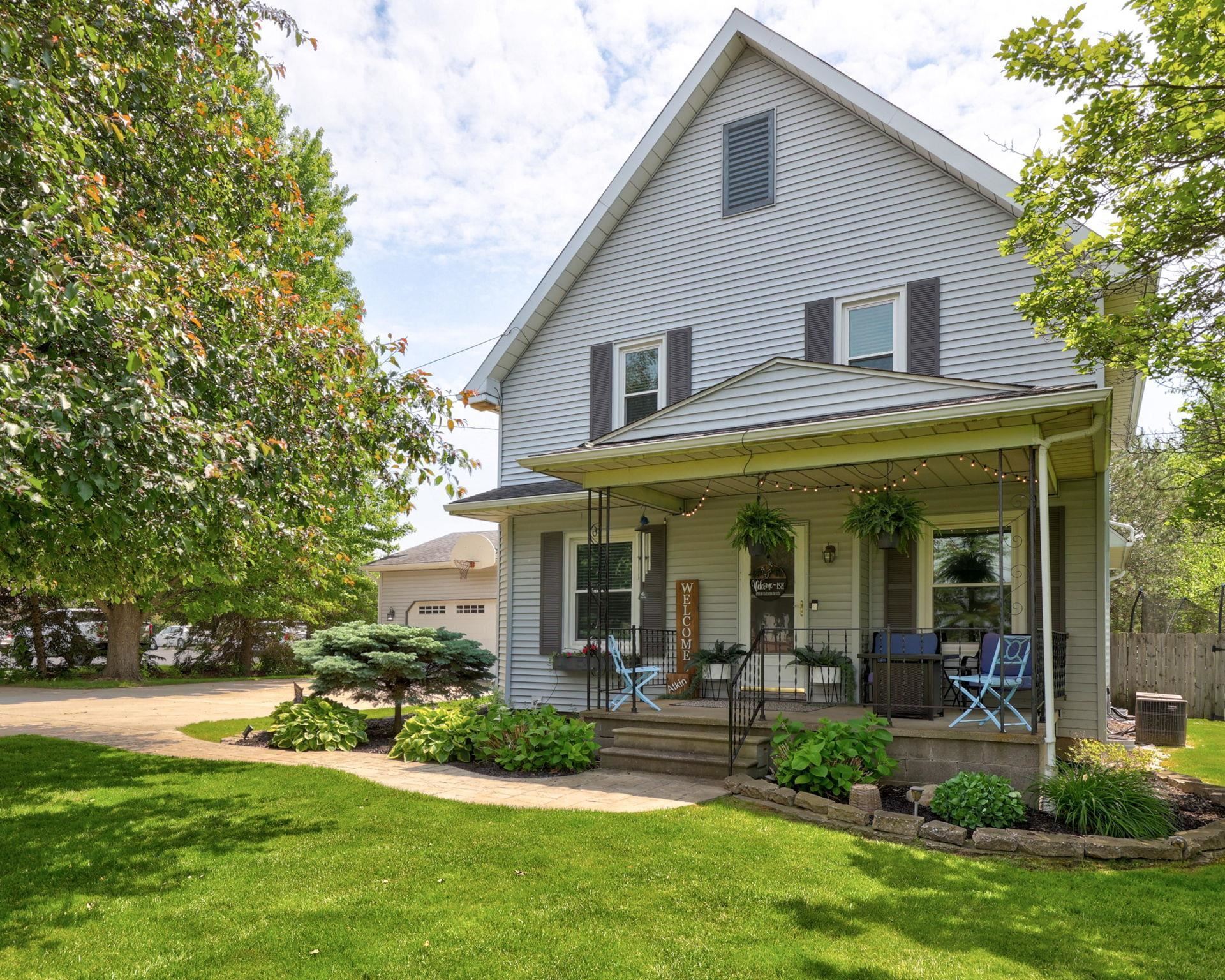 Property Photo: 1105 W Genesee Street MI 48734