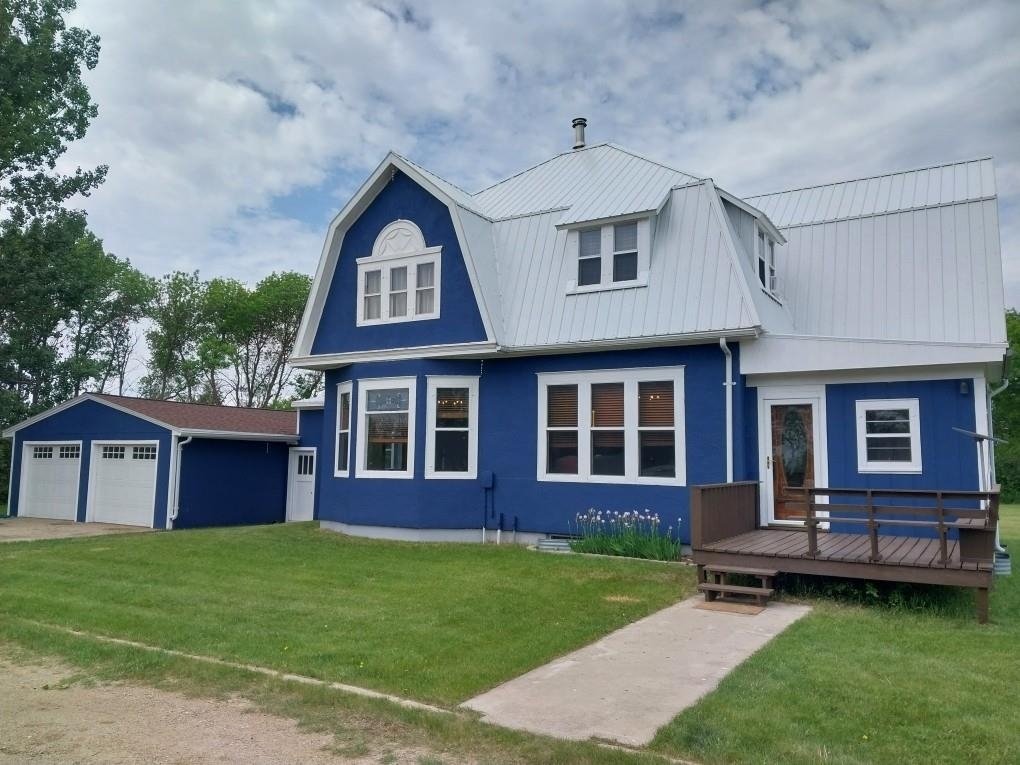 Property Photo: 1010 NW 93rd St. ND 58762