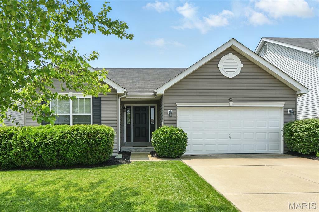 Property Photo: 406 Peruque Hills Parkway MO 63385