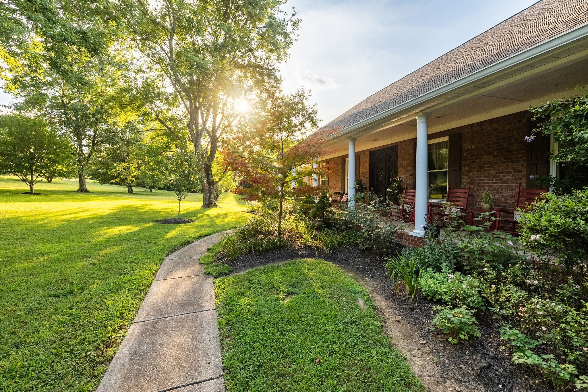 Property Photo: 2214 Henpeck Ln TN 37064