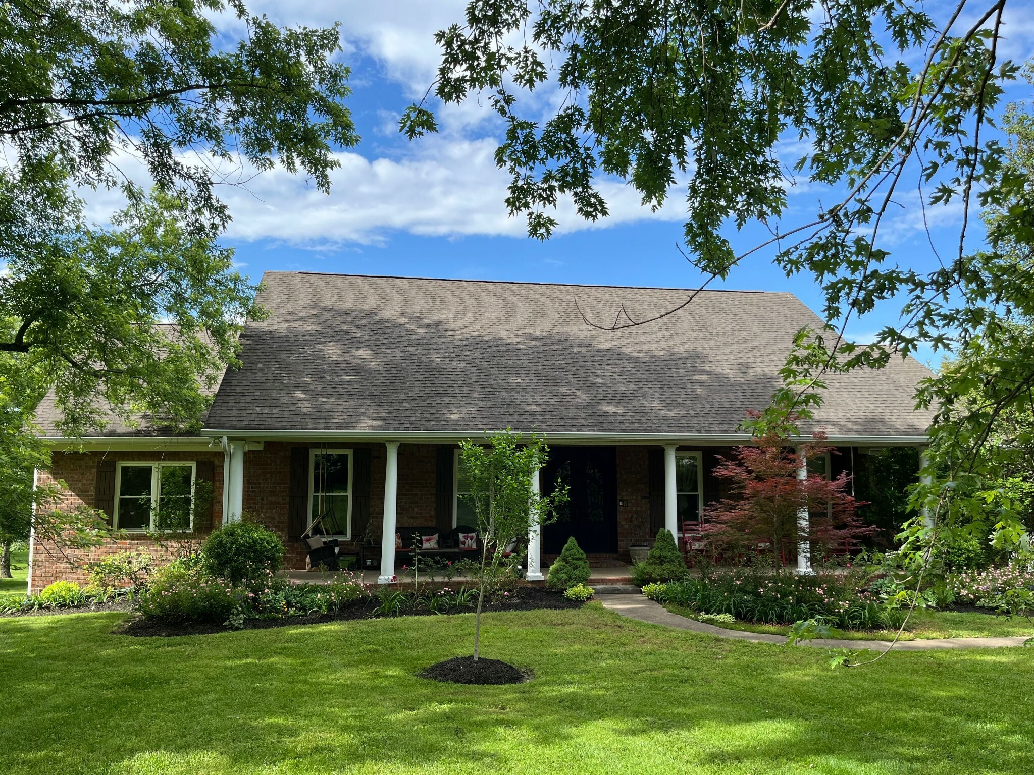 Property Photo: 2214 Henpeck Ln TN 37064