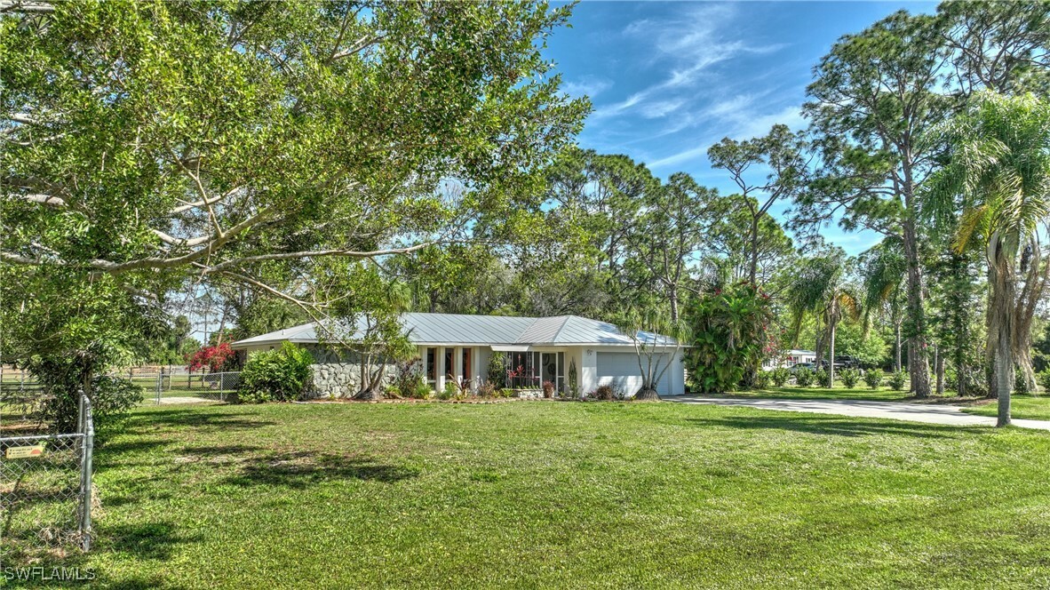 11741 Fox Hill Road  North Fort Myers FL 33917 photo