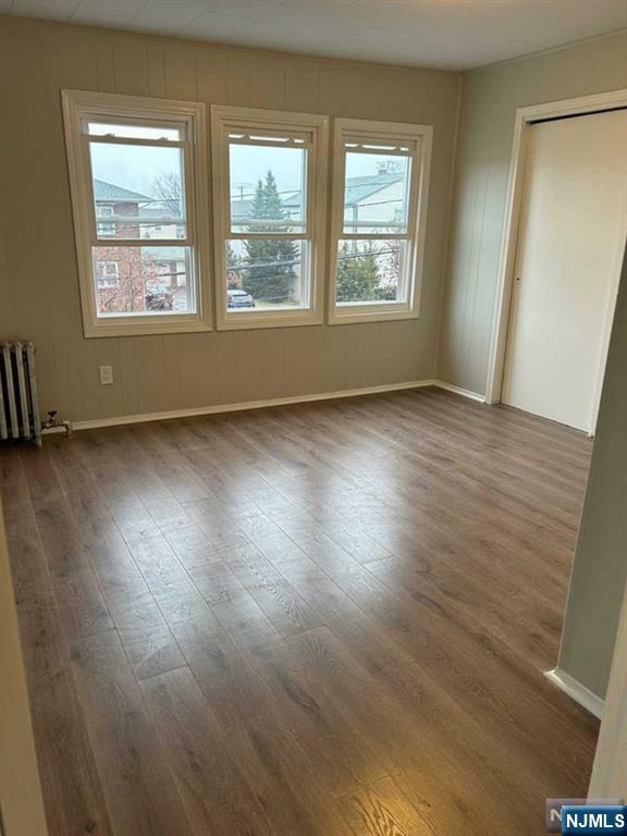 Property Photo:  26 Kipp Avenue 2  NJ 07407 