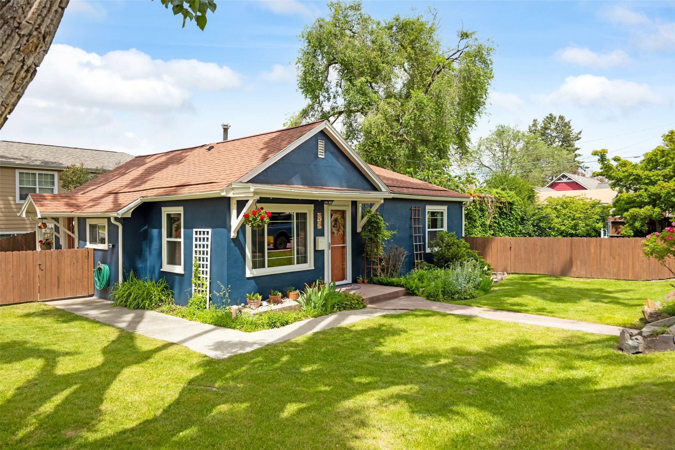 Property Photo: 2431 Thames Street MT 59801