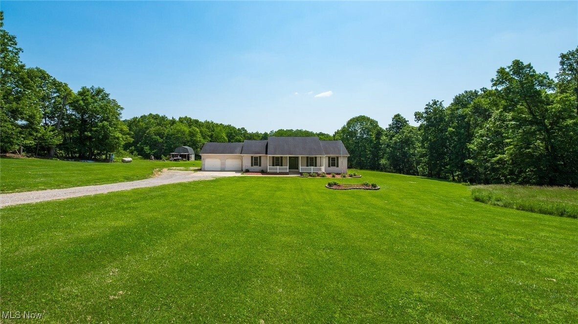 Property Photo: 9910 Matchett Road OH 43767