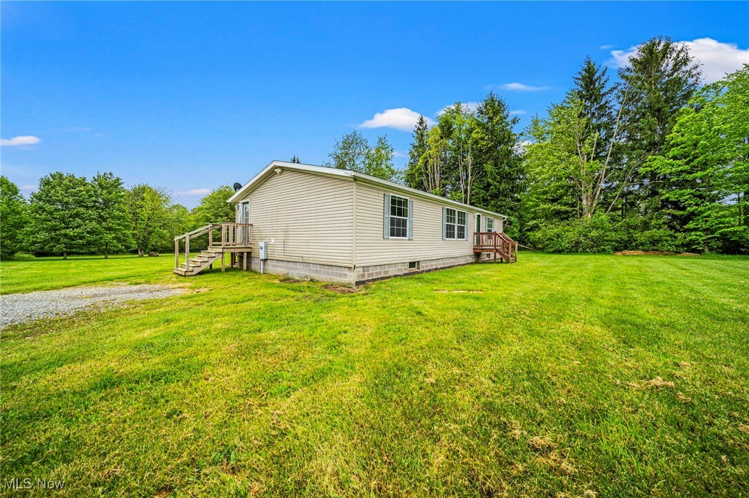 Property Photo: 6835 Sidley Road OH 44086