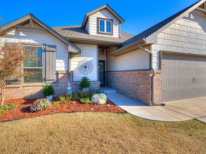 Property Photo: 12120 Brinley Reign Drive OK 73099