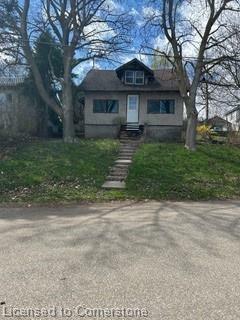 Property Photo: 4077 Terrace Avenue ON L2E 3J1
