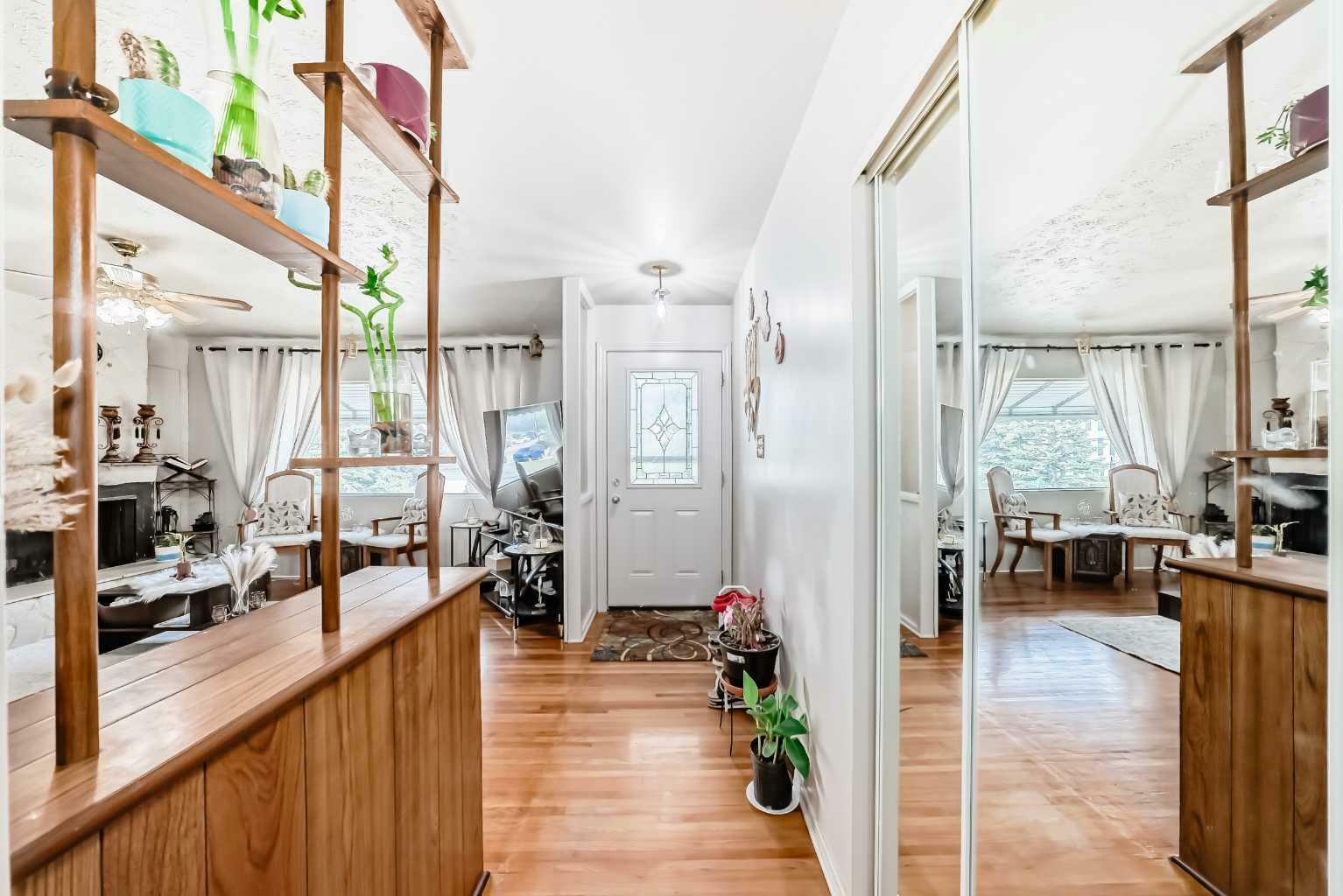 Property Photo: 7 Fielding Drive SE AB T2H 1H2