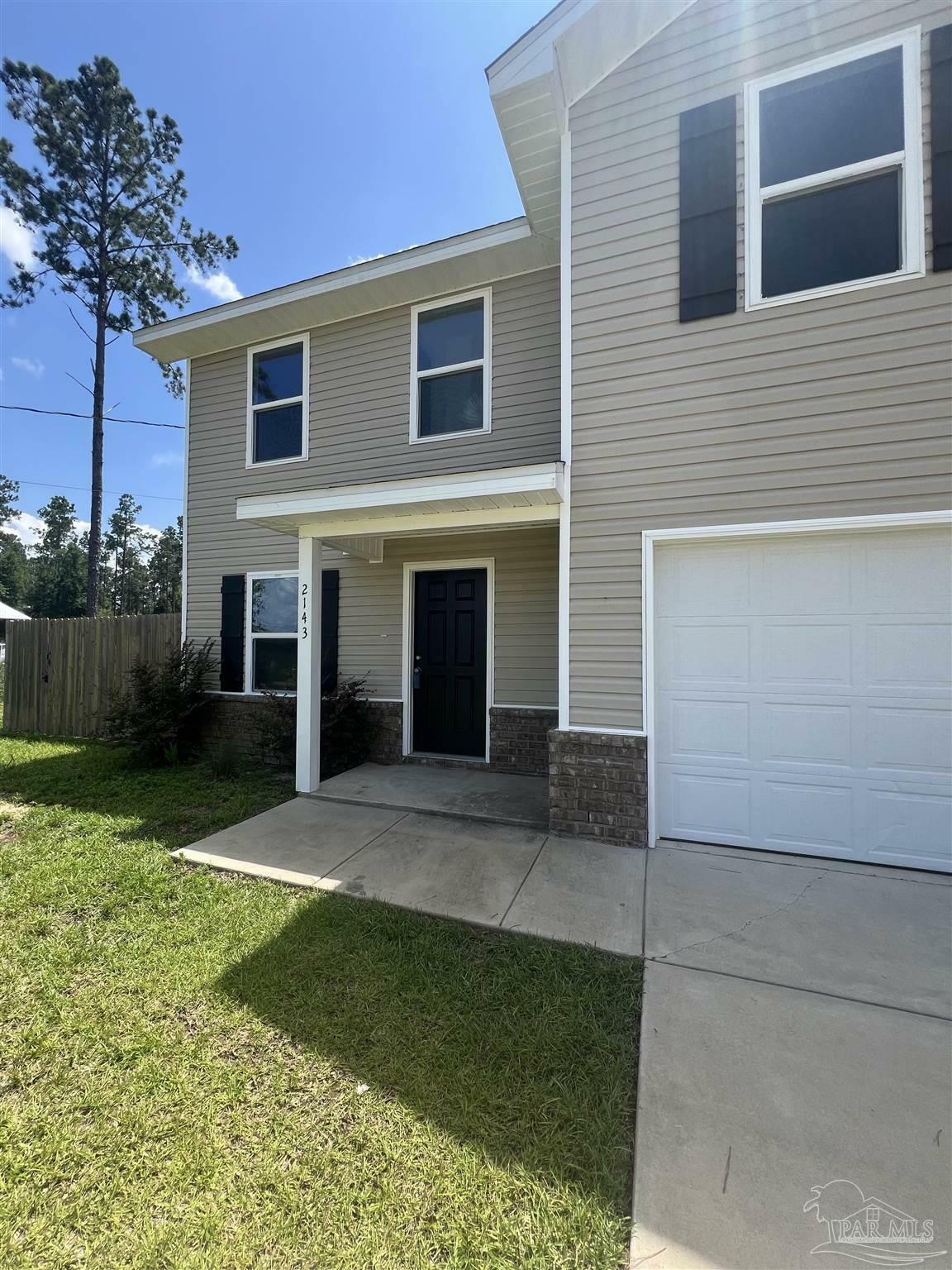 Property Photo: 2143 Pineview Church Rd FL 32565