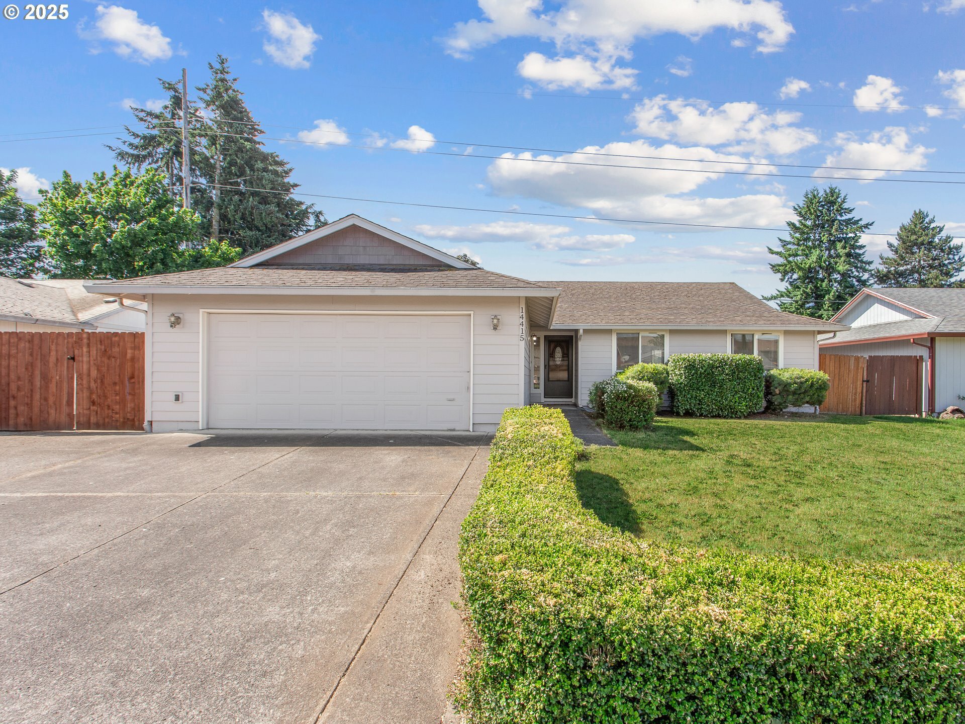 Property Photo: 14415 SE 9th St WA 98683