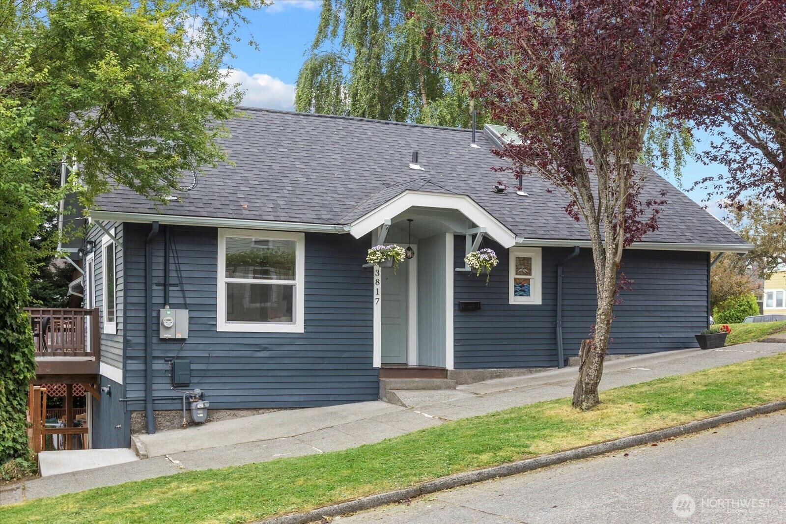 Property Photo: 3817 SW Dakota Street WA 98126