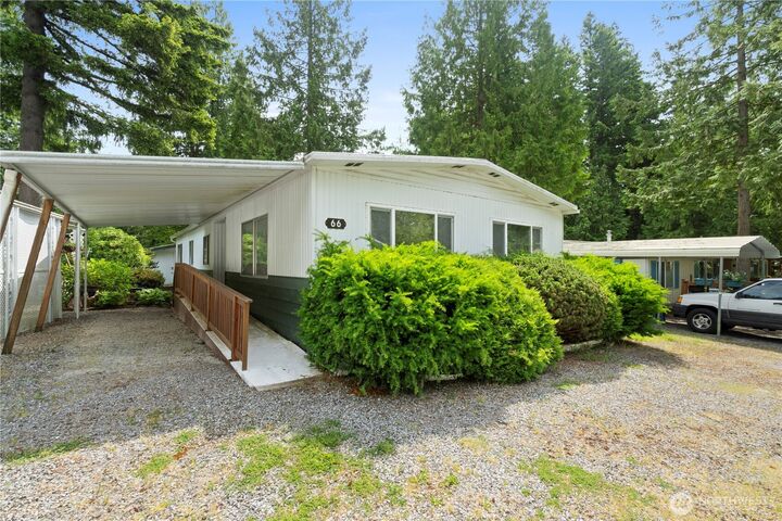 4915  Samish 66  Bellingham WA 98229 photo