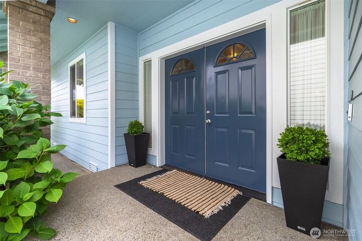 Property Photo:  14225 SE 282nd Street  WA 98042 