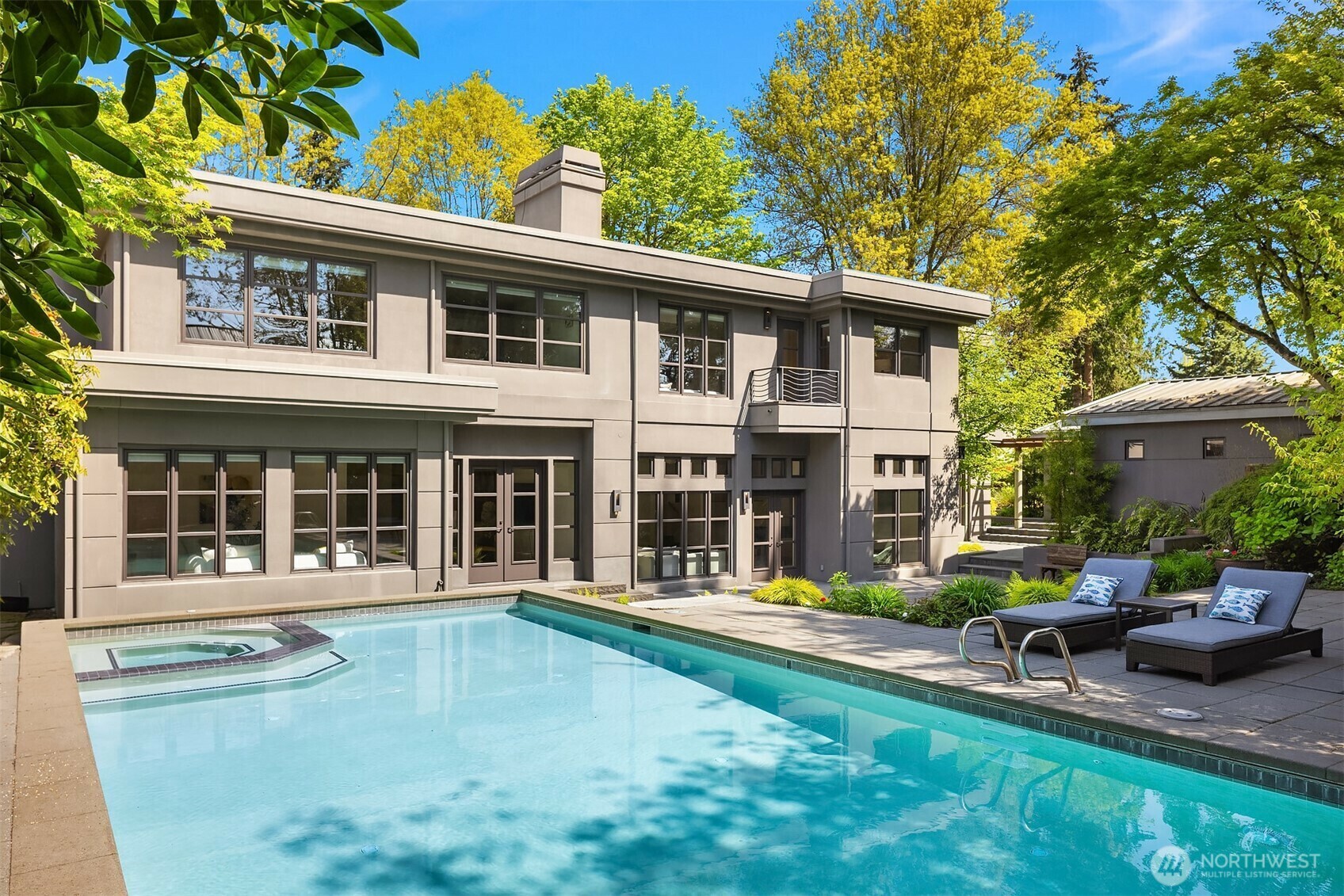 Property Photo:  8457 NE 7th Street  WA 98039 