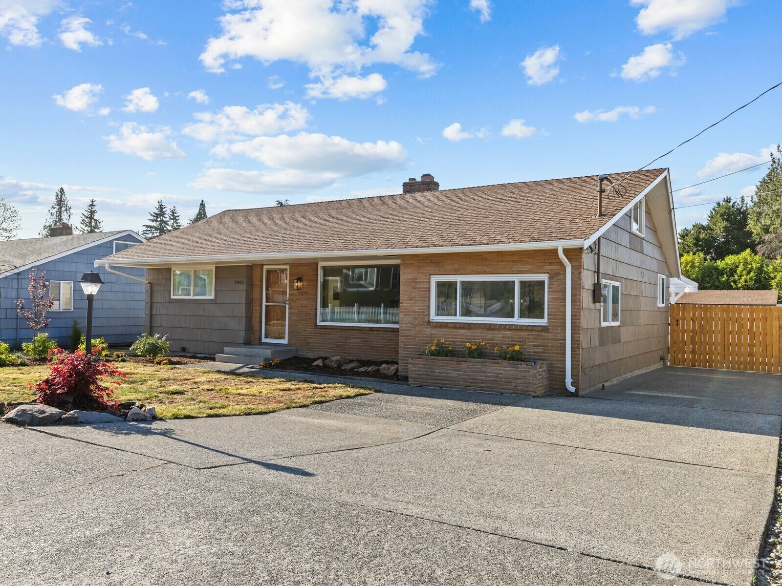 Property Photo: 3046 S 200th Street WA 98198