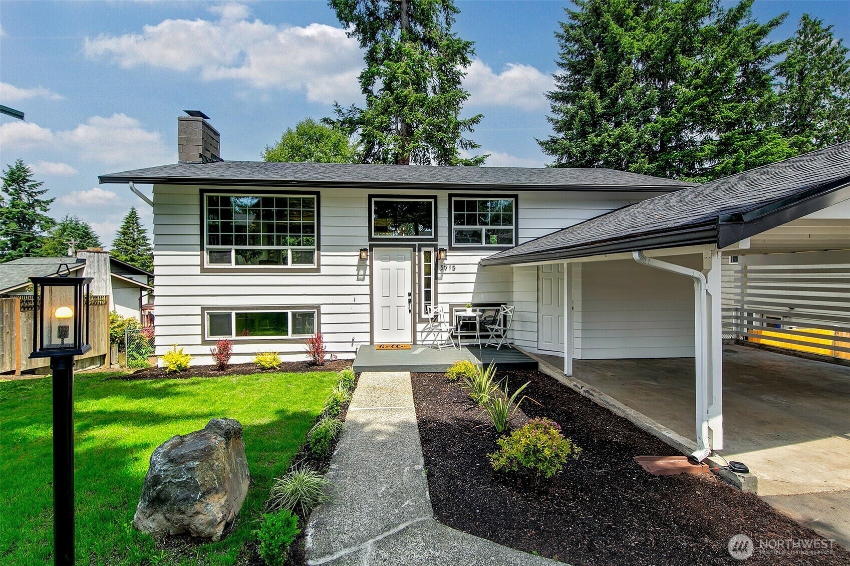 Property Photo:  3915  180th Place SW  WA 98037 
