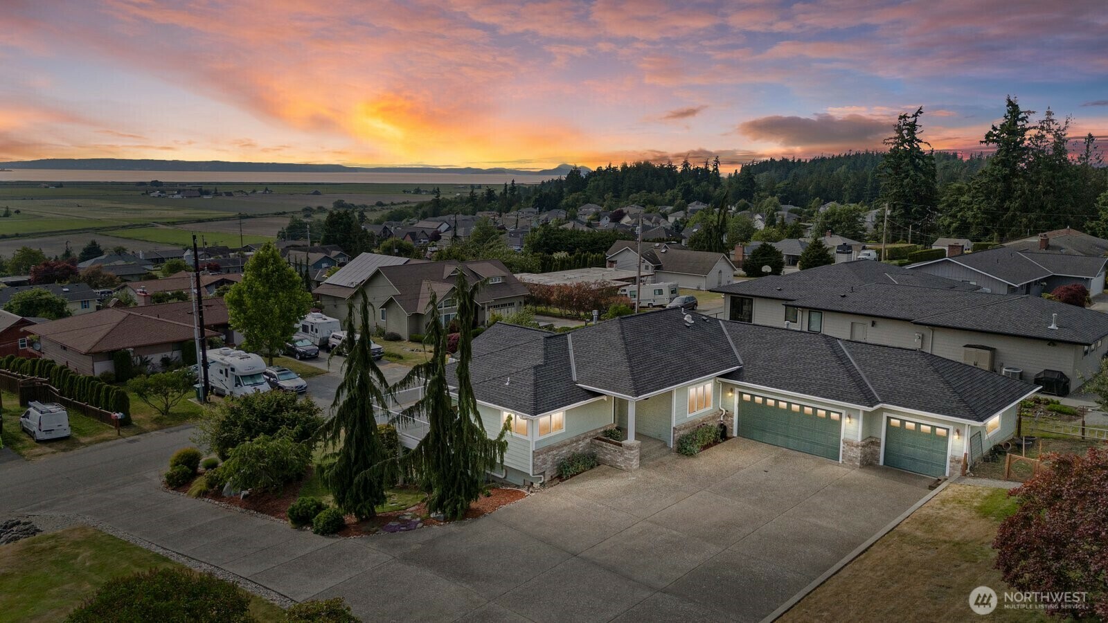 Property Photo: 27825 84th Avenue NW WA 98292