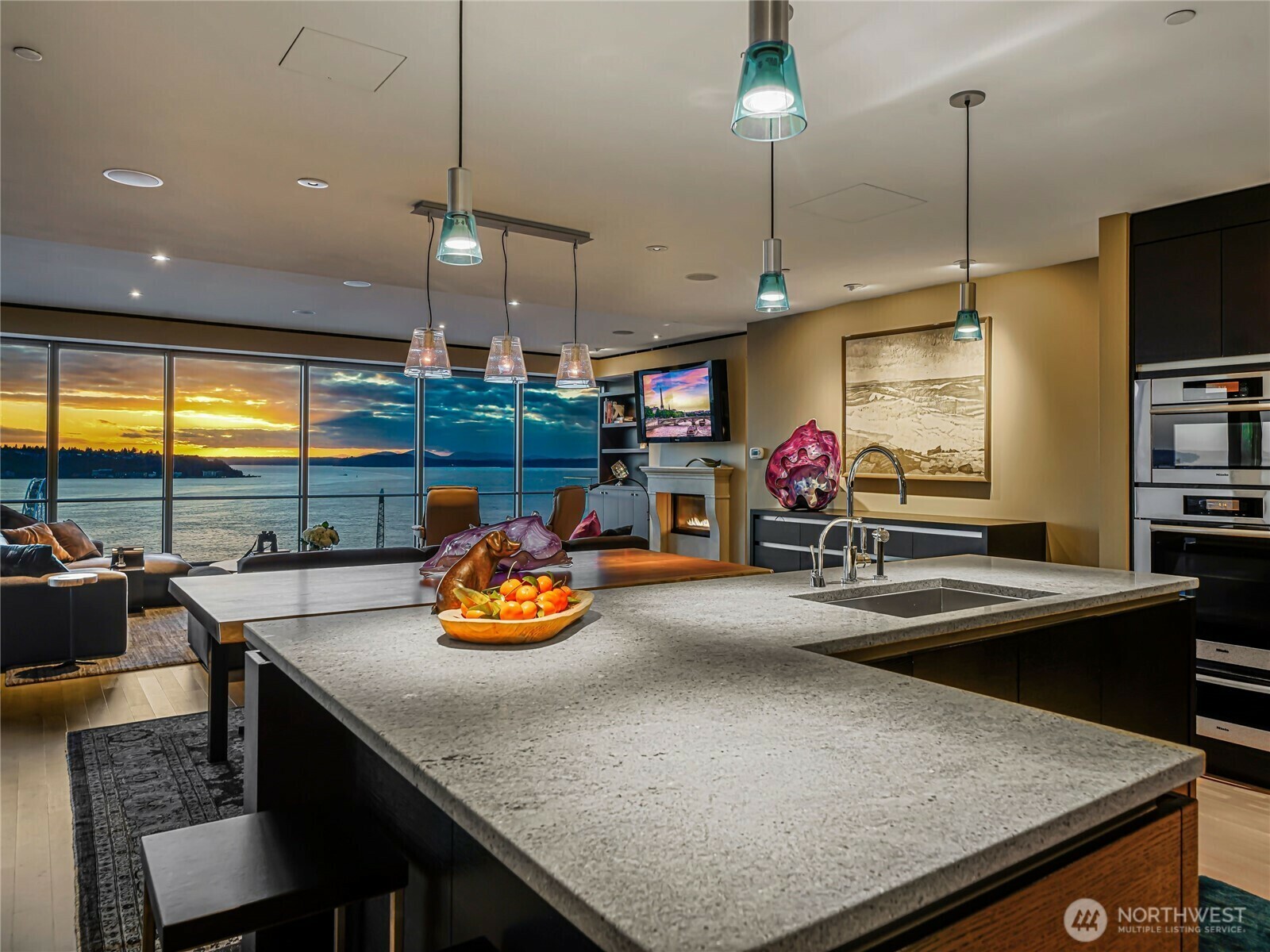 Property Photo: 99 Union Street 1102 WA 98101