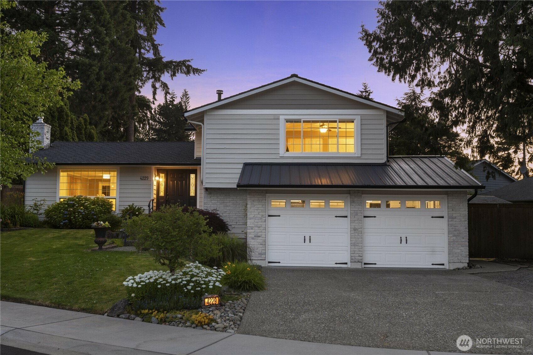 4229  190th Avenue SE  Issaquah WA 98027 photo