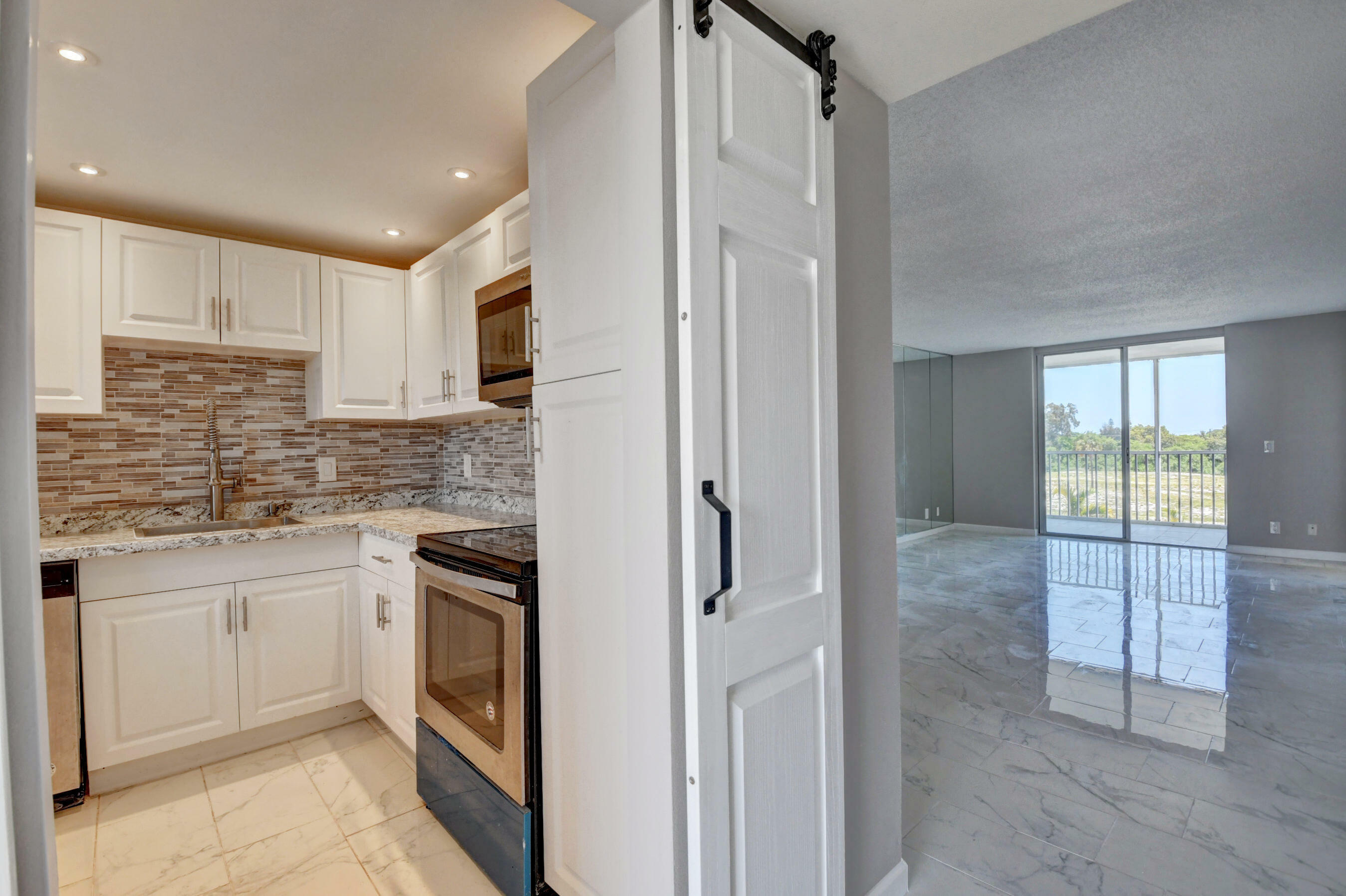 Property Photo: 5500 NW 2nd Avenue 418 FL 33487