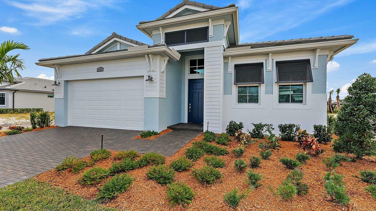 Property Photo: 2165 SE Mosaic Boulevard FL 34984